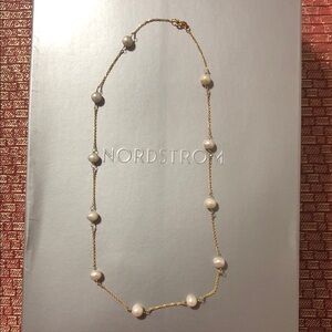 Royal Chain Inc 14K gold and freshwater Pearl  necklace 16”